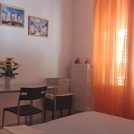 民宿 Il Girasole 鲁蒂利亚诺